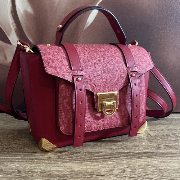 MK Manhattan Leather Logo Satchel NWT - Picture 6 of 9